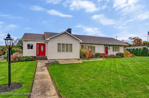 325 Lackawanna Ave, Dupont, PA 18641