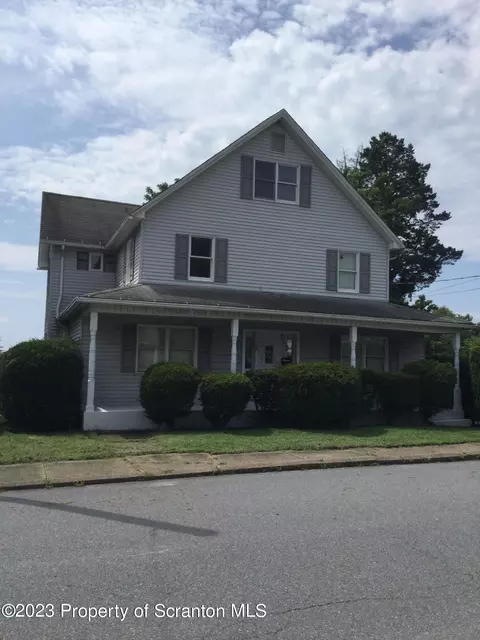 128-130 Henderson St, Old Forge, PA 18518