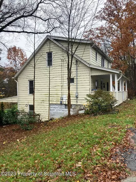 513 Center St, Clarks Summit, PA 18411