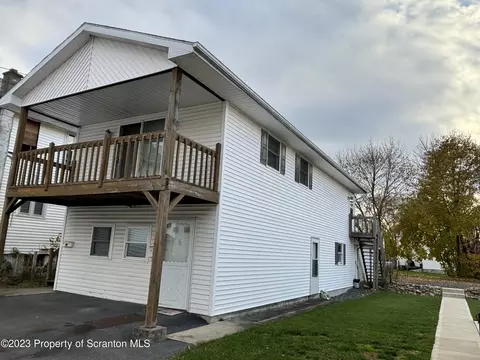 323 Mooney St, Olyphant, PA 18447 photo 3