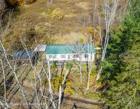 3489 Silver Creek Rd, Montrose, PA 18801