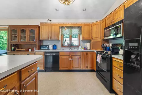 283 Smith Dr, Hallstead, PA 18822 photo 7