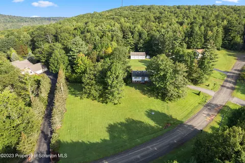 283 Smith Dr, Hallstead, PA 18822 photo 31