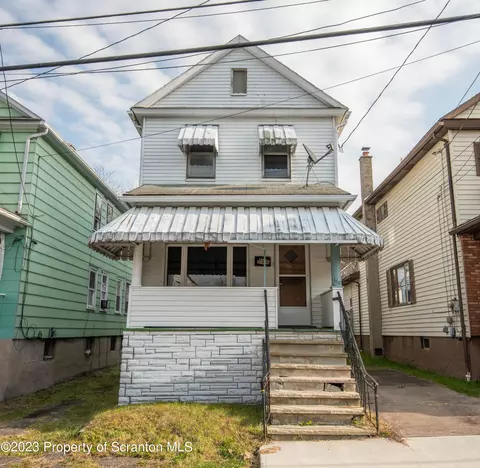 110 Elk St, Hanover Twp, PA 18706