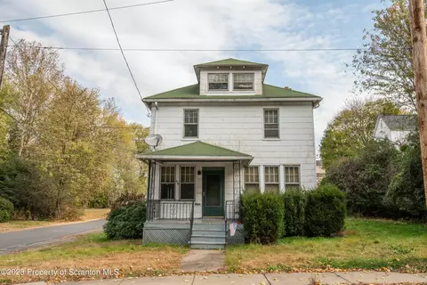 615 Cherry St, Edwardsville, PA 18704