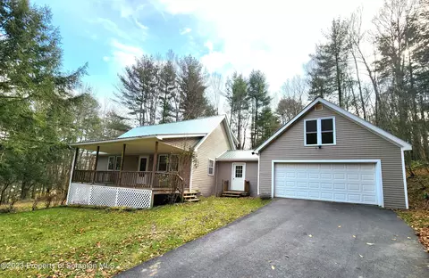 1575 2009 State Rte, Hop Bottom, PA 18824