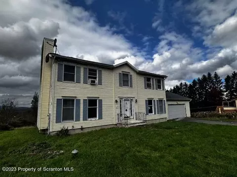 1706 Newton Rnsom Blvd, Clarks Summit, PA 18411
