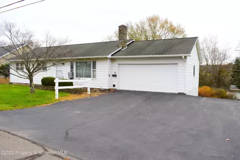 84 Hinds St, Montrose, PA 18801