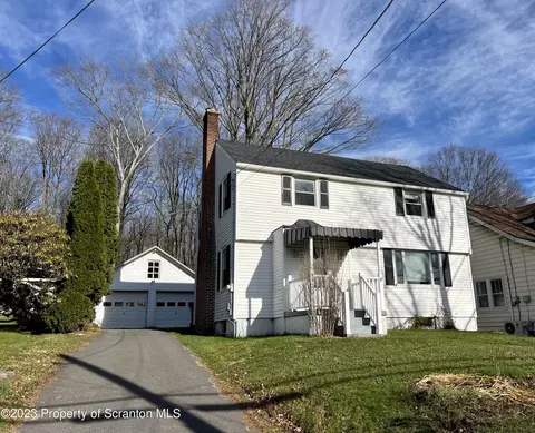 992 State Route 307, Spring Brook, PA 18444