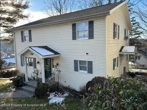 207 Main Ave, Clarks Summit, PA 18411