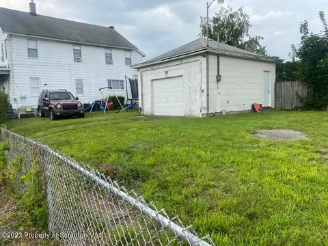 1628 Price St, Scranton, PA 18504