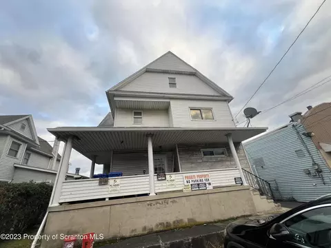 1229 S Main Ave, Taylor, PA 18517