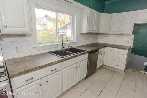 320 N Everett Ave, Scranton, PA 18504 photo 19