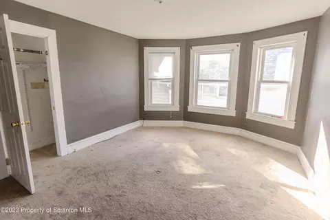 320 N Everett Ave, Scranton, PA 18504 photo 43