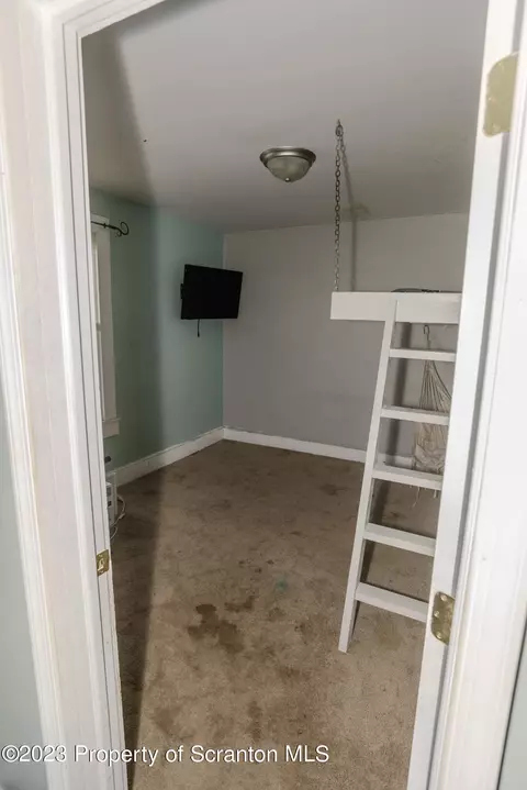 320 N Everett Ave, Scranton, PA 18504 photo 48