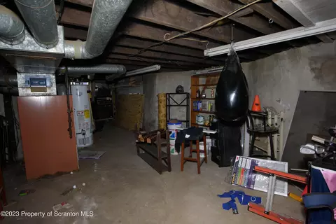 320 N Everett Ave, Scranton, PA 18504 photo 25