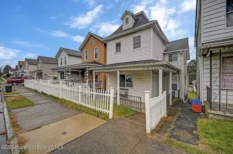 510 N Bromley Ave, Scranton, PA 18504