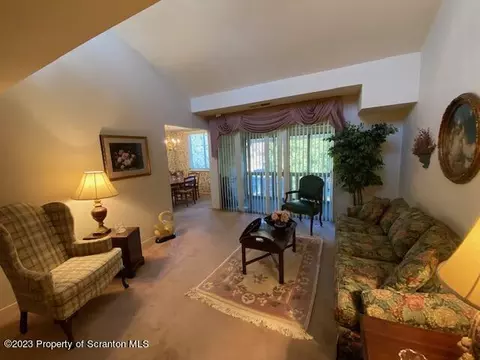 1509 Summit Pointe, Scranton, PA 18508 photo 7