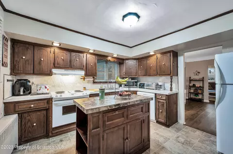 715 Maple St, Old Forge, PA 18518 photo 15