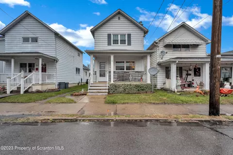 715 Maple St, Old Forge, PA 18518 photo 2