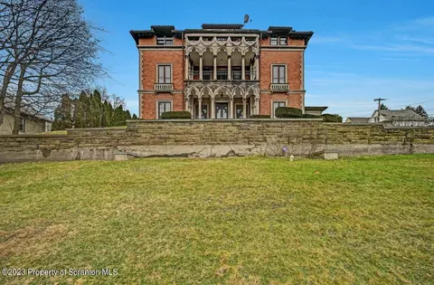 1000 Clay Ave, Scranton, PA 18510