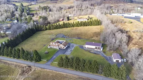 323 Fernheim Rd, Montrose, PA 18801