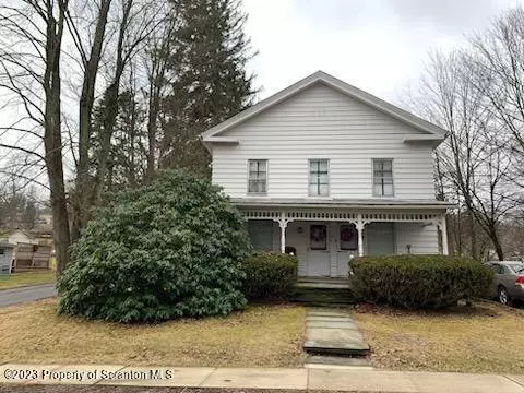 251 Riverside Dr, Factoryville, PA 18419