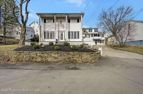 913 Paul Ave, Scranton, PA 18510