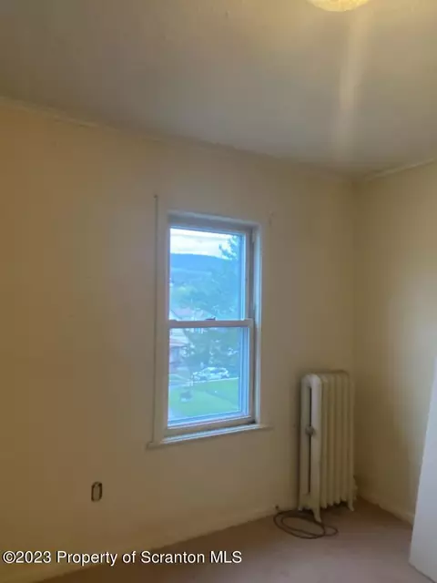 306-308 Cleveland St, Olyphant, PA 18447 photo 25