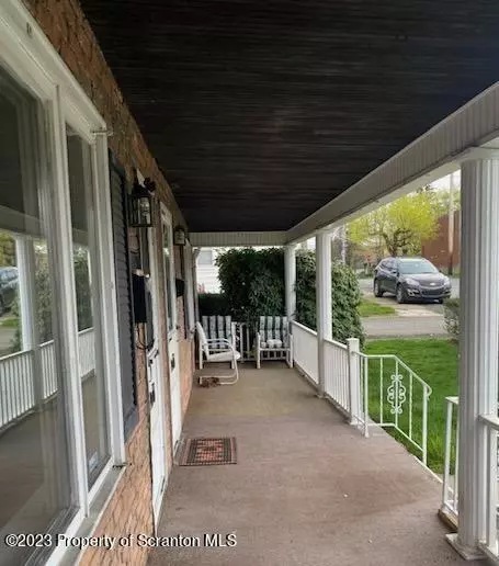 306-308 Cleveland St, Olyphant, PA 18447 photo 2