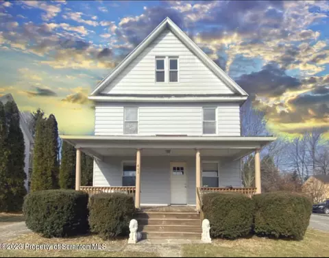402 Harwood Ave, Clarks Summit, PA 18411