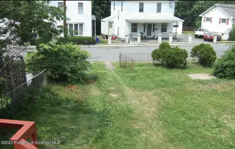 330 Spring St, Scranton, PA 18508 photo 7
