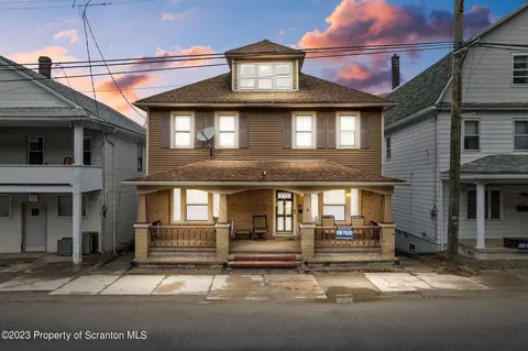 154 E Main St, Glen Lyon, PA 18617