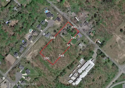 1041 E Lackawanna Ave, Olyphant, PA 18447