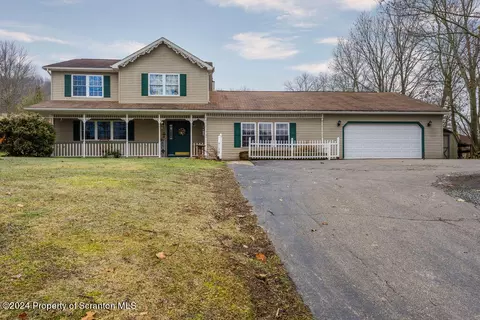 8840 Sr 3001, Meshoppen, PA 18630