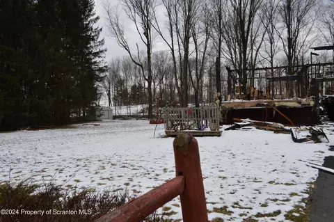 667 R Griffin Pond, South Abington Twp, PA 18411