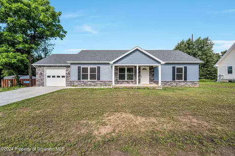 1261 Spring St, Duryea, PA 18642