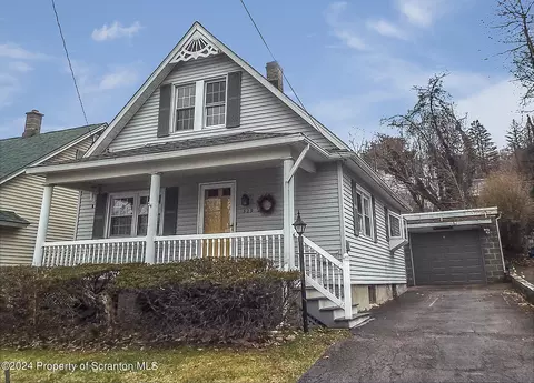 529 Moltke Ave, Scranton, PA 18505