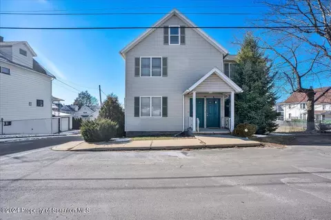 301 Elm St, Dunmore, PA 18512