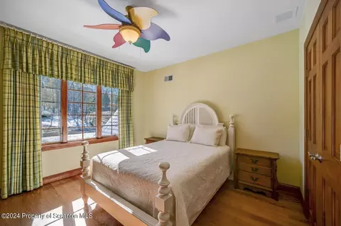 Bedroom - 26 Kipling Dr, Moosic, PA 18507 photo 8 of 10