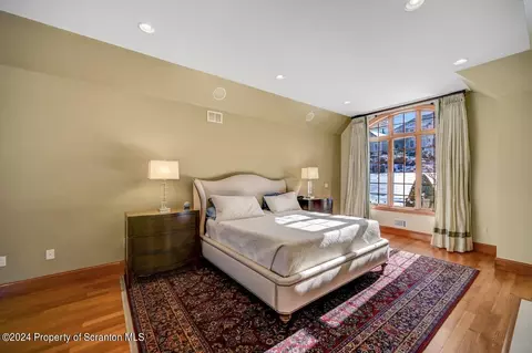 Bedroom - 26 Kipling Dr, Moosic, PA 18507 photo 1 of 10