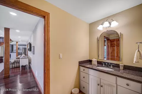 Bath - 26 Kipling Dr, Moosic, PA 18507 photo 14 of 15
