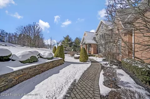 Exterior - 26 Kipling Dr, Moosic, PA 18507 photo 6 of 18
