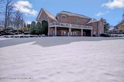 Exterior - 26 Kipling Dr, Moosic, PA 18507 photo 12 of 18