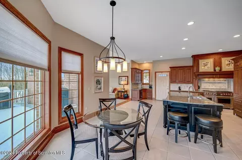Dining - 26 Kipling Dr, Moosic, PA 18507 photo 5 of 9
