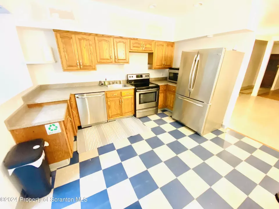 Kitchen - 2206-2208 Wyoming Ave, Scranton, PA 18509 photo 5 of 6