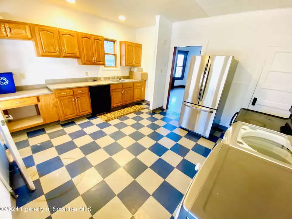 Kitchen - 2206-2208 Wyoming Ave, Scranton, PA 18509 photo 3 of 6