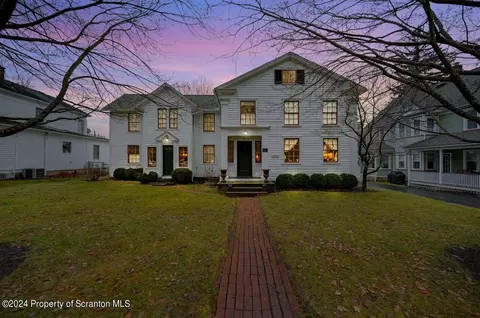 103 Beech St, Waverly, PA 18471