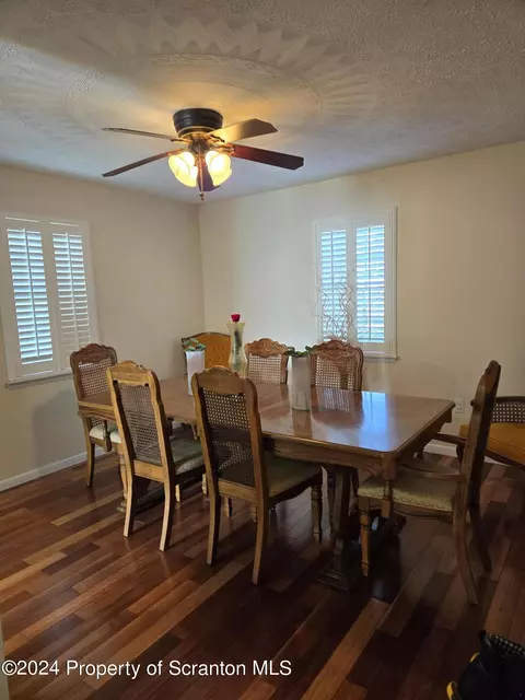 Dining - 515 Lenape St, Old Forge, PA 18518 photo 1 of 3