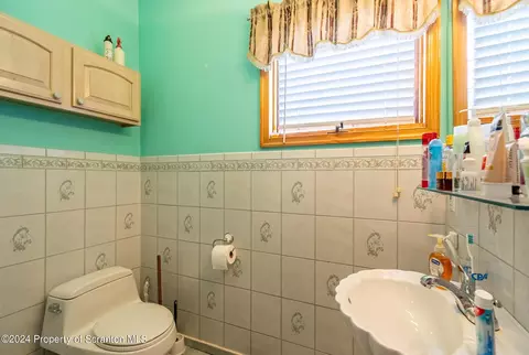 Bath - 653 E Pine St, Olyphant, PA 18447 photo 1 of 3